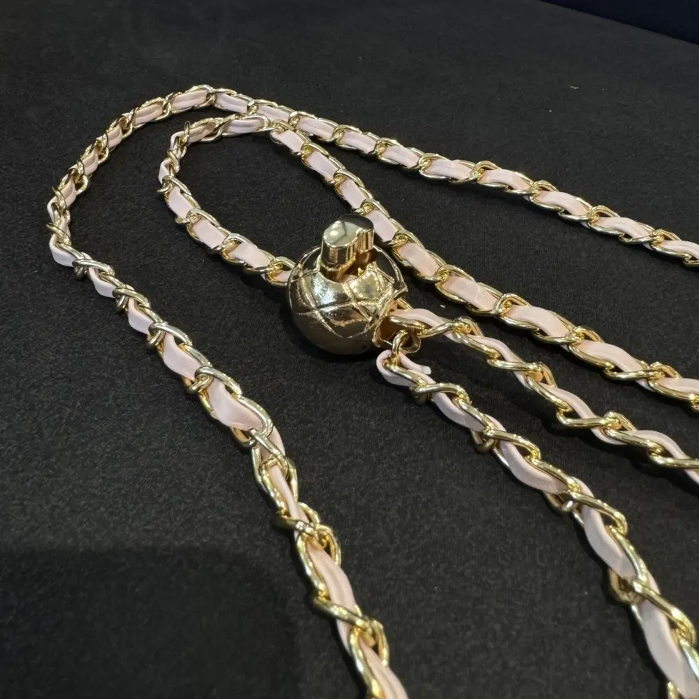小香風金鍊皮革掛繩