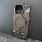 媚眼磁吸金屬殼（黑/白） -型號15PRO/16/16PRO/16PM